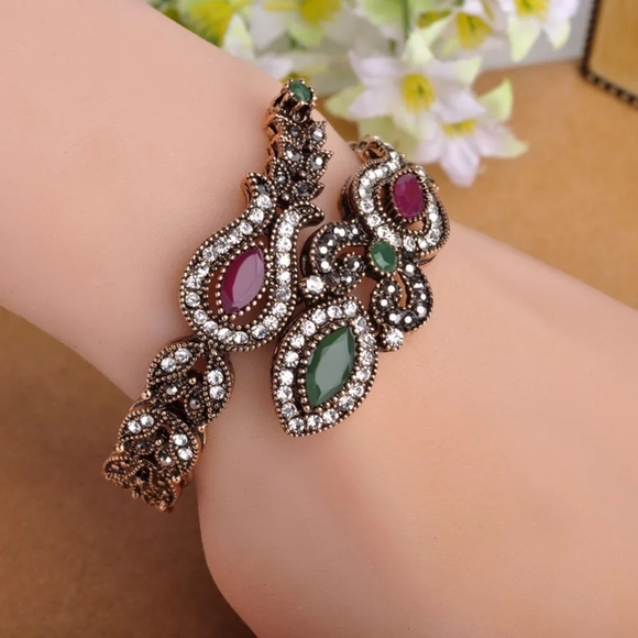 🔥NEW🔥 Turkish Antigold Bracelet - Picture 2 of 4